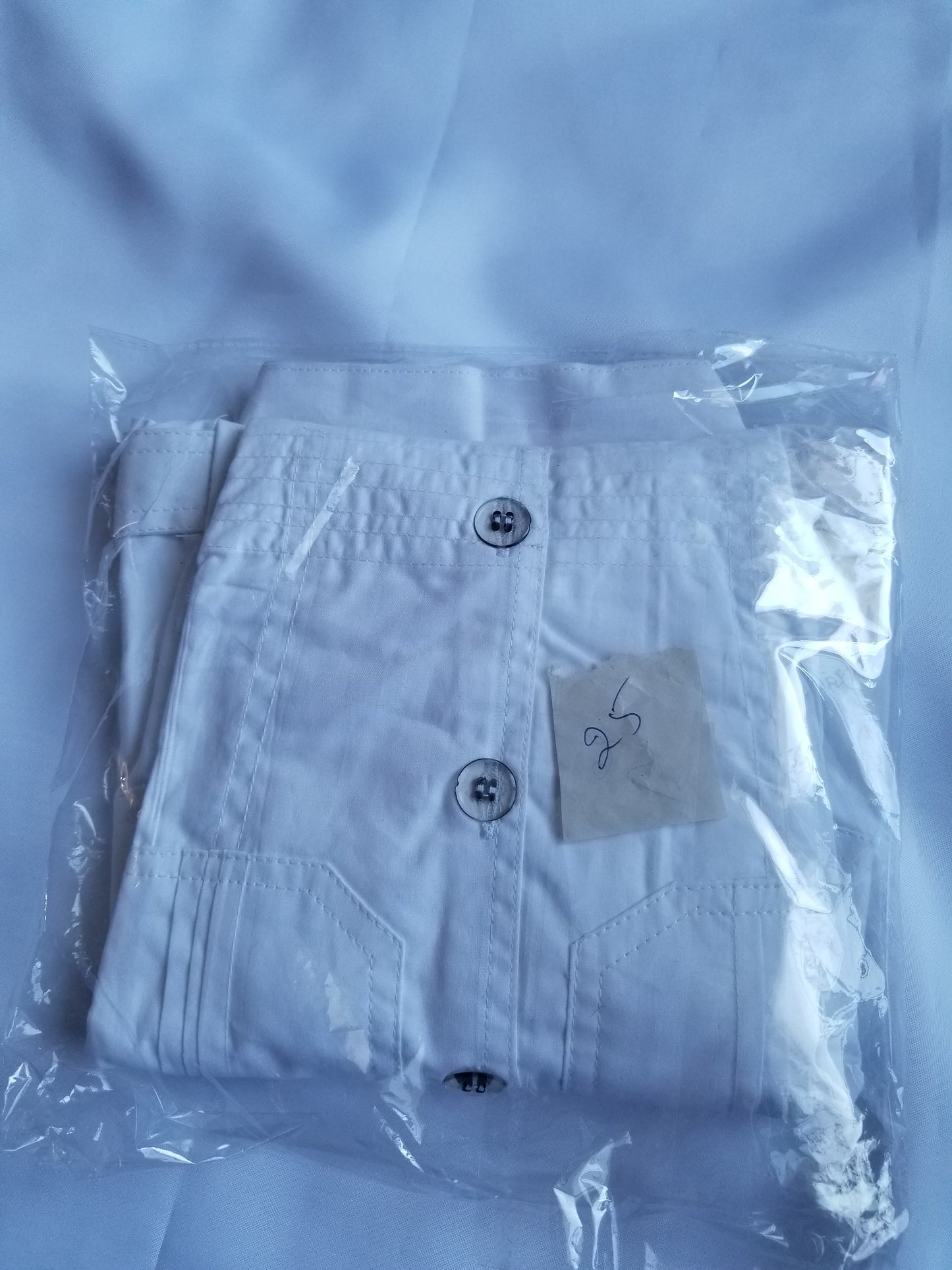 White Colour Size 25 no.kids New Born Bana