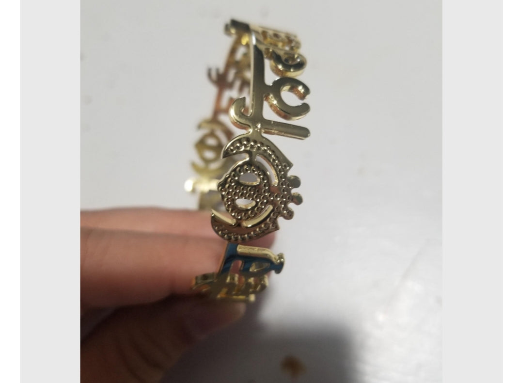 Nirbhau Nirvair 18kt Gold Plated SIkh Kada Bracelet For Girl /Women.Sikh Wording Sikhism Wrist Band Sikh Kada.