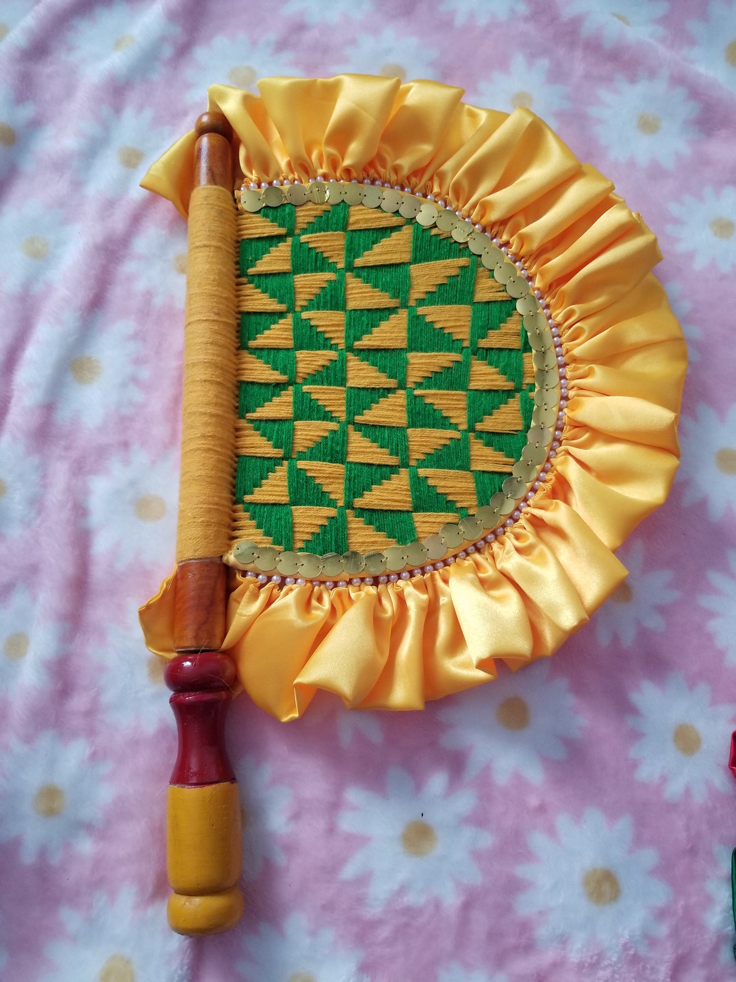 Pakhi / Handfan